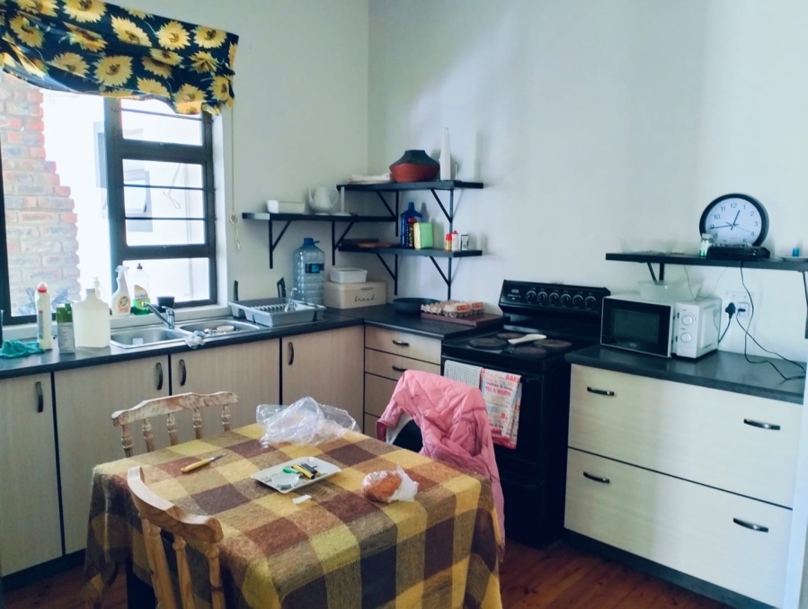 7 Bedroom Property for Sale in Berea Eastern Cape